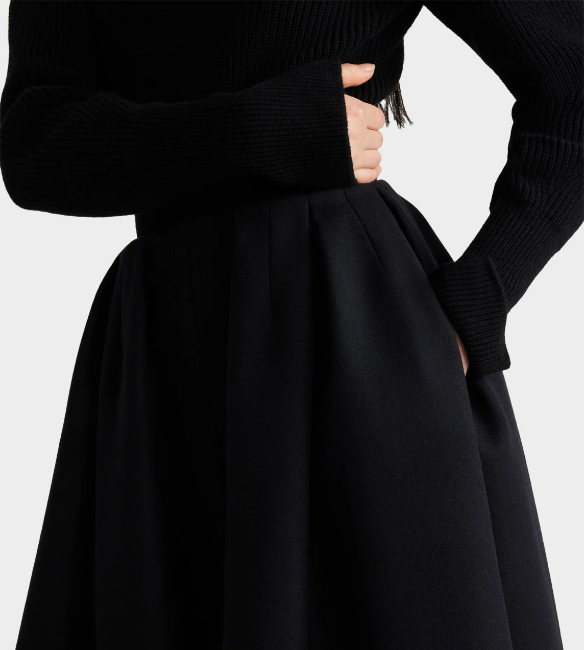 Patou - Mid-length Volume Pleated Skirt Black