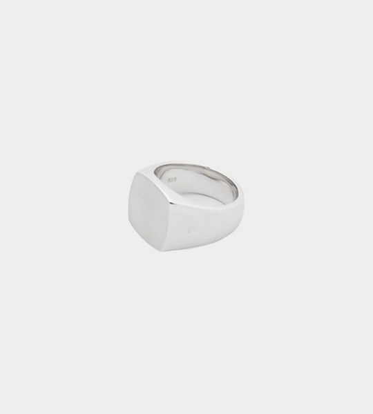 Tom Wood - Cushion Satin Ring (L) – WDLT117