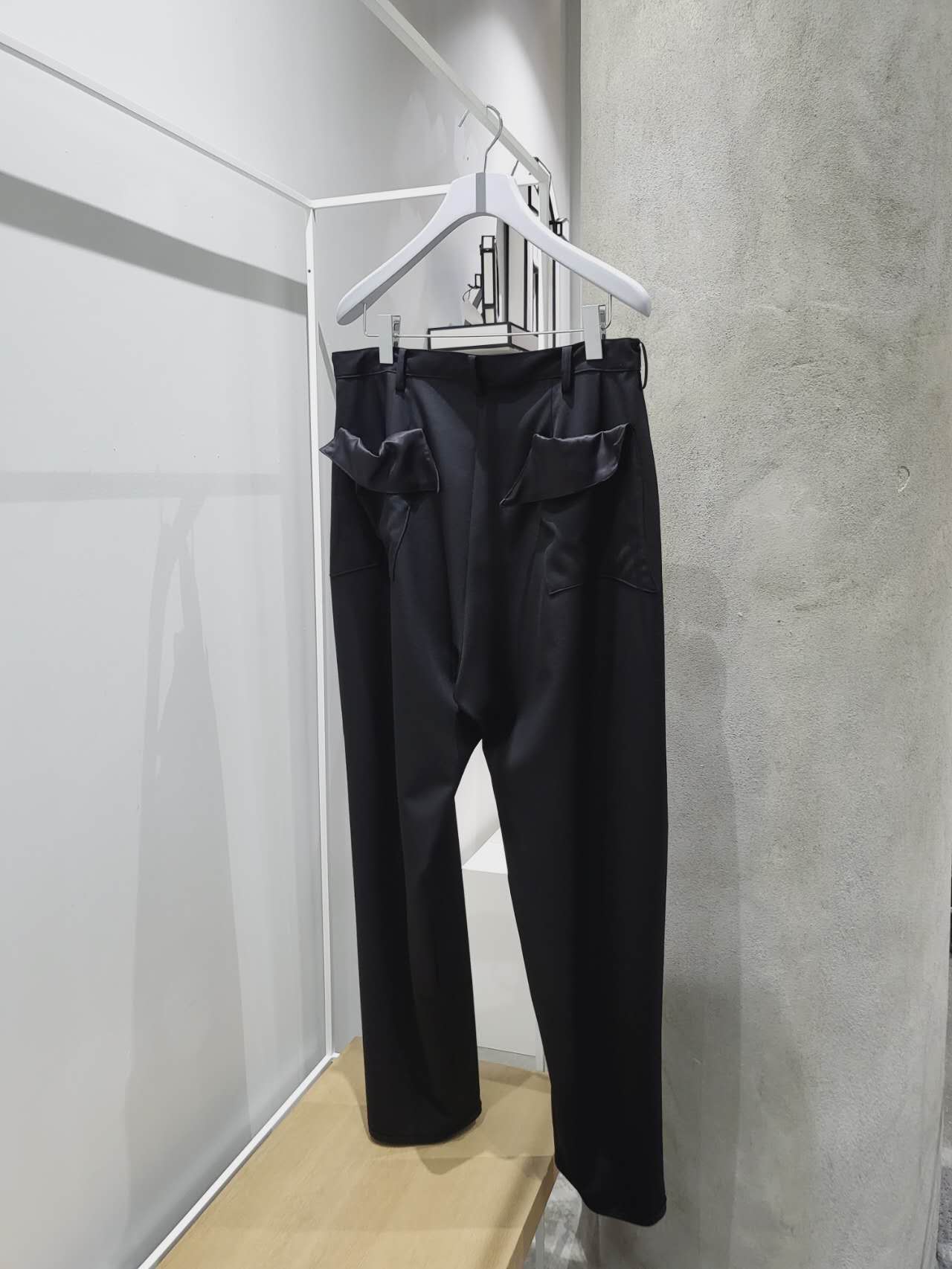 Sulvam - Tapered Pants Black